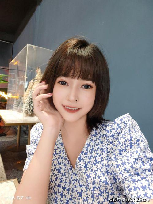 国产真实自拍,真实生活的镜头记录  第1张